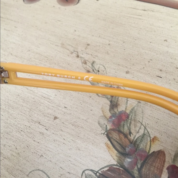 Tory Burch Sunglasses - Picture 8 of 8